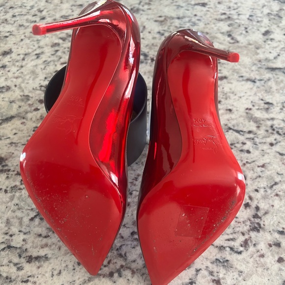 Christian Louboutin Glossy Crimson Heels - Picture 4 of 4